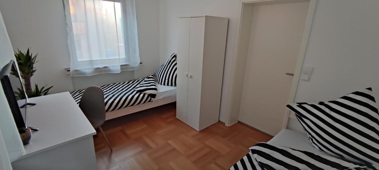 Schoene Und Optimal Gelegene Wohnung Weisskirchen Luaran gambar
