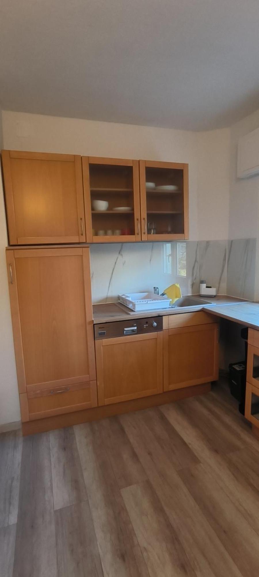 Schoene Und Optimal Gelegene Wohnung Weisskirchen Luaran gambar
